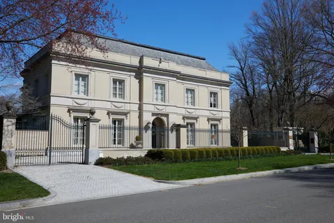 $4,475,000 | 2733 Chesapeake Street Northwest, Washington, DC 20008