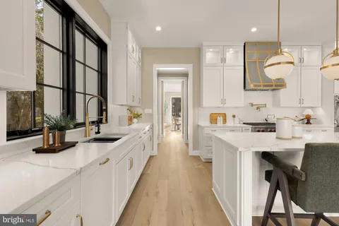 $4,475,000 | 2733 Chesapeake Street Northwest, Washington, DC 20008