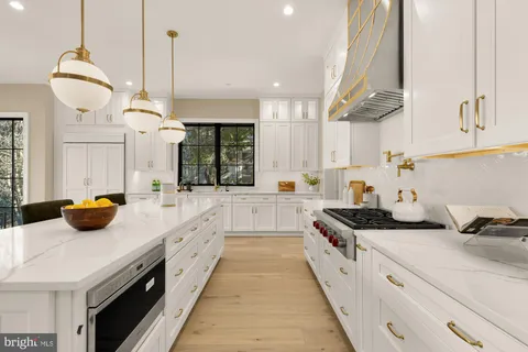 $4,475,000 | 2733 Chesapeake Street Northwest, Washington, DC 20008