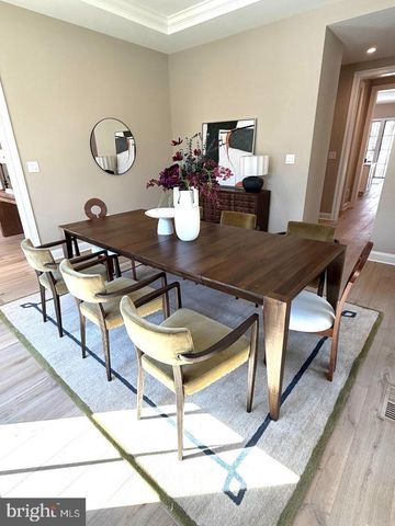 $4,475,000 | 2733 Chesapeake Street Northwest, Washington, DC 20008