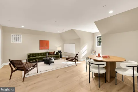 $4,475,000 | 2733 Chesapeake Street Northwest, Washington, DC 20008
