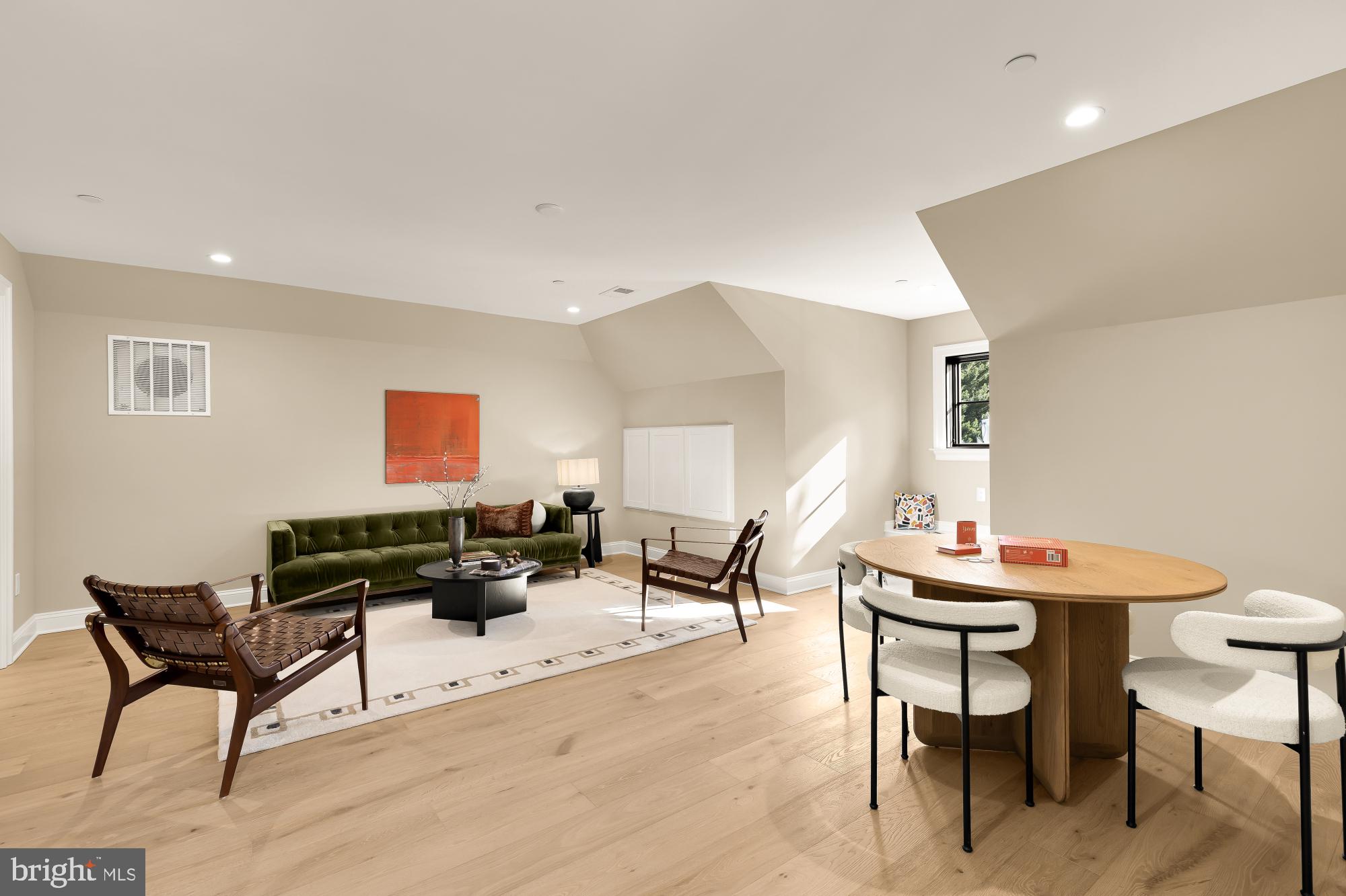 2733 Chesapeake Street Northwest Washington, DC 20008 - Photo 68 of 111