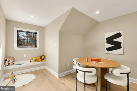 $4,475,000 | 2733 Chesapeake Street Northwest, Washington, DC 20008