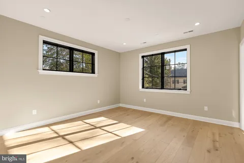 $4,475,000 | 2733 Chesapeake Street Northwest, Washington, DC 20008