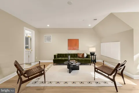 $4,475,000 | 2733 Chesapeake Street Northwest, Washington, DC 20008
