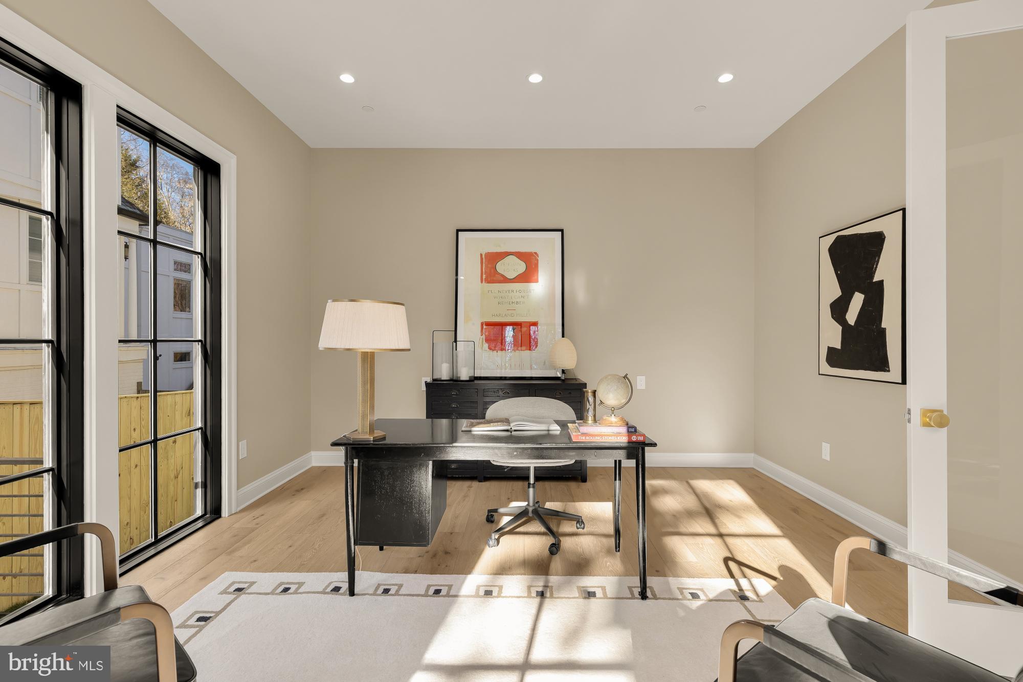 2733 Chesapeake Street Northwest Washington, DC 20008 - Photo 8 of 111