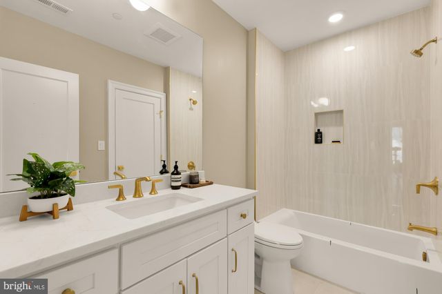$4,475,000 | 2733 Chesapeake Street Northwest, Washington, DC 20008