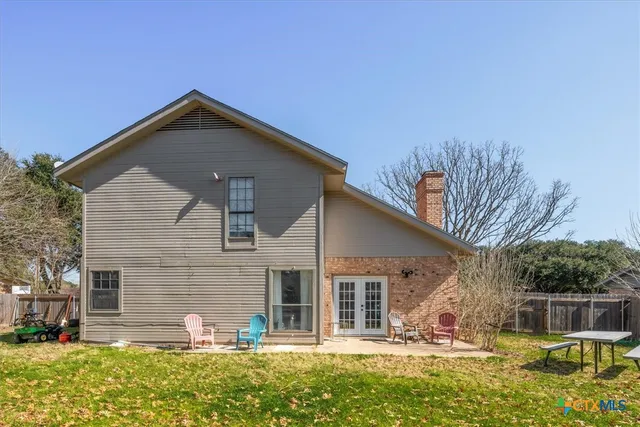 $350,000 | 422 Connolly Circle, Lockhart, TX 78644