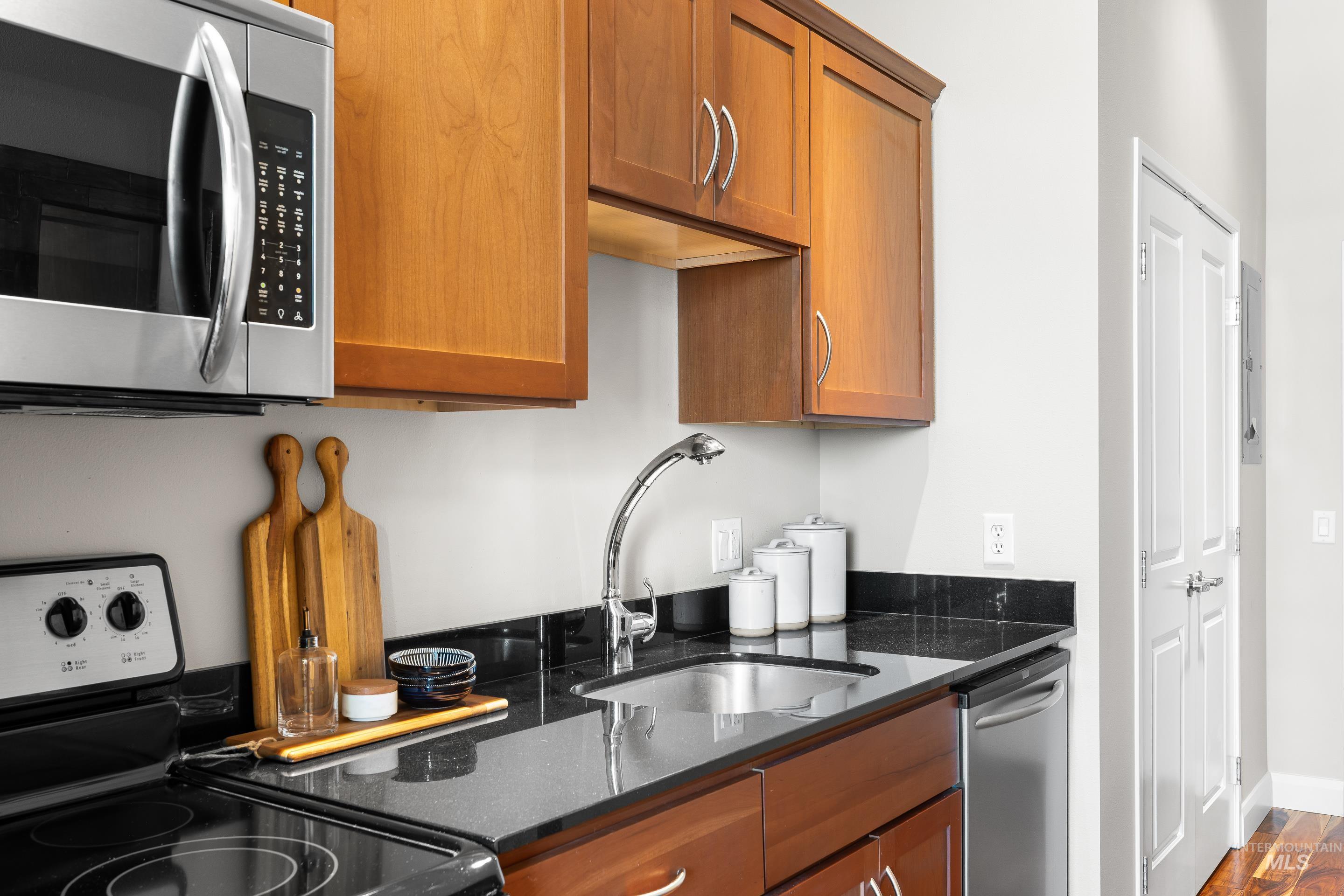 851 West Front Street, Unit 710 Boise, ID 83702 - Photo 26 of 49