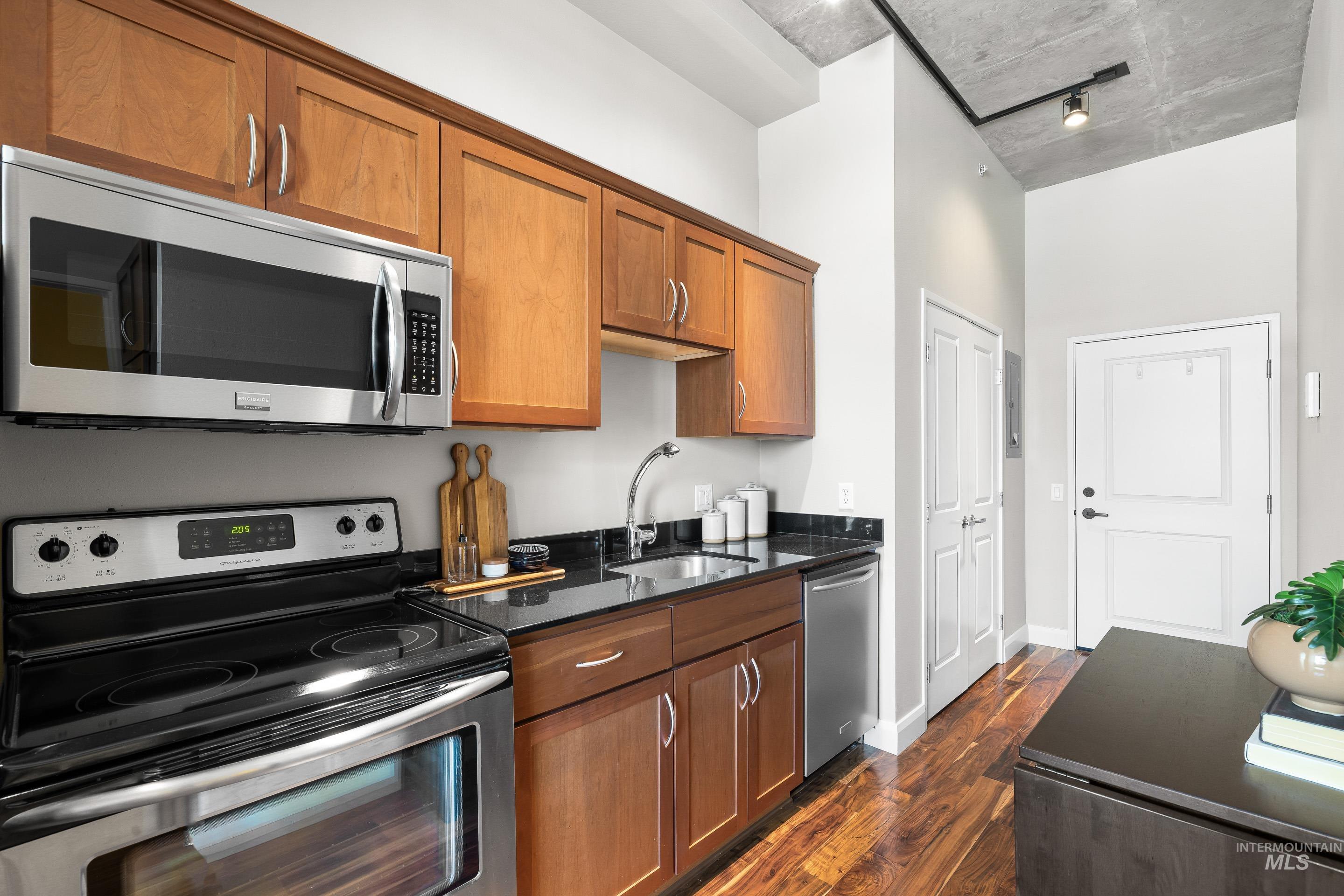 851 West Front Street, Unit 710 Boise, ID 83702 - Photo 28 of 49