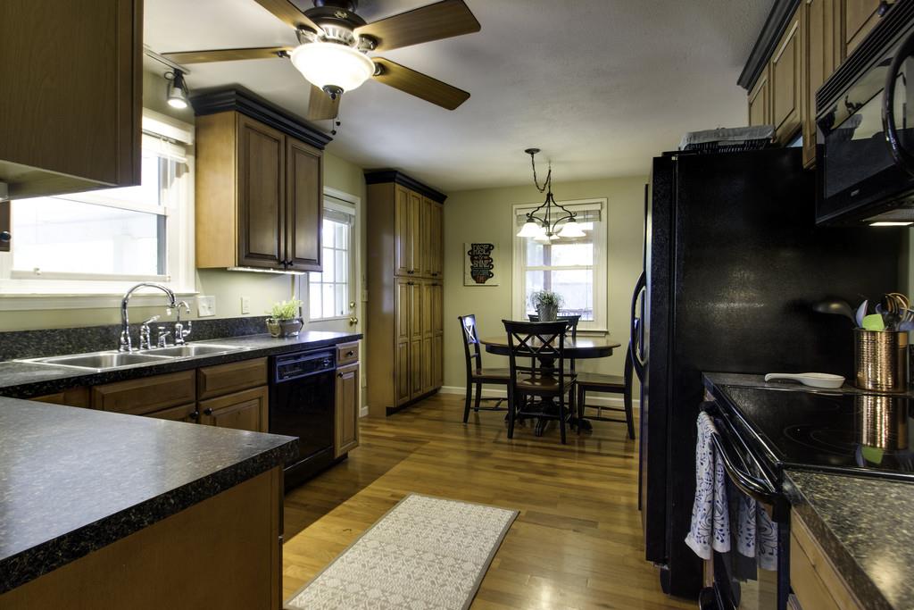 118 Ridgewood Road Franklin, TN 37064 - Photo 9 of 29 Gallery Image 9