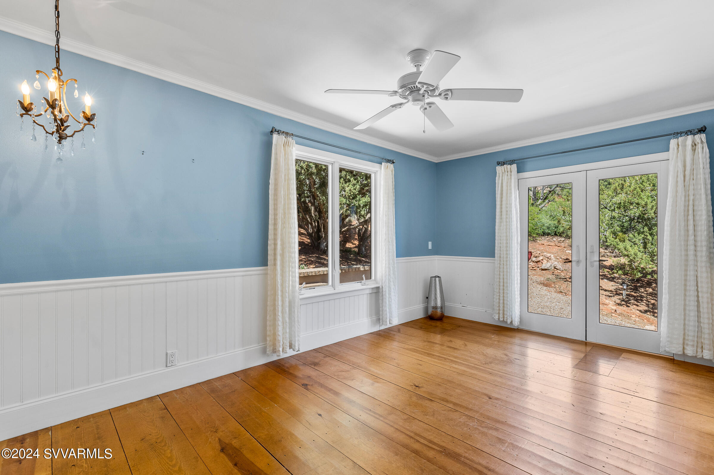 350 Redrock Road Sedona, AZ 86351 - Photo 22 of 46 350 Redrock Rd Sedona-41