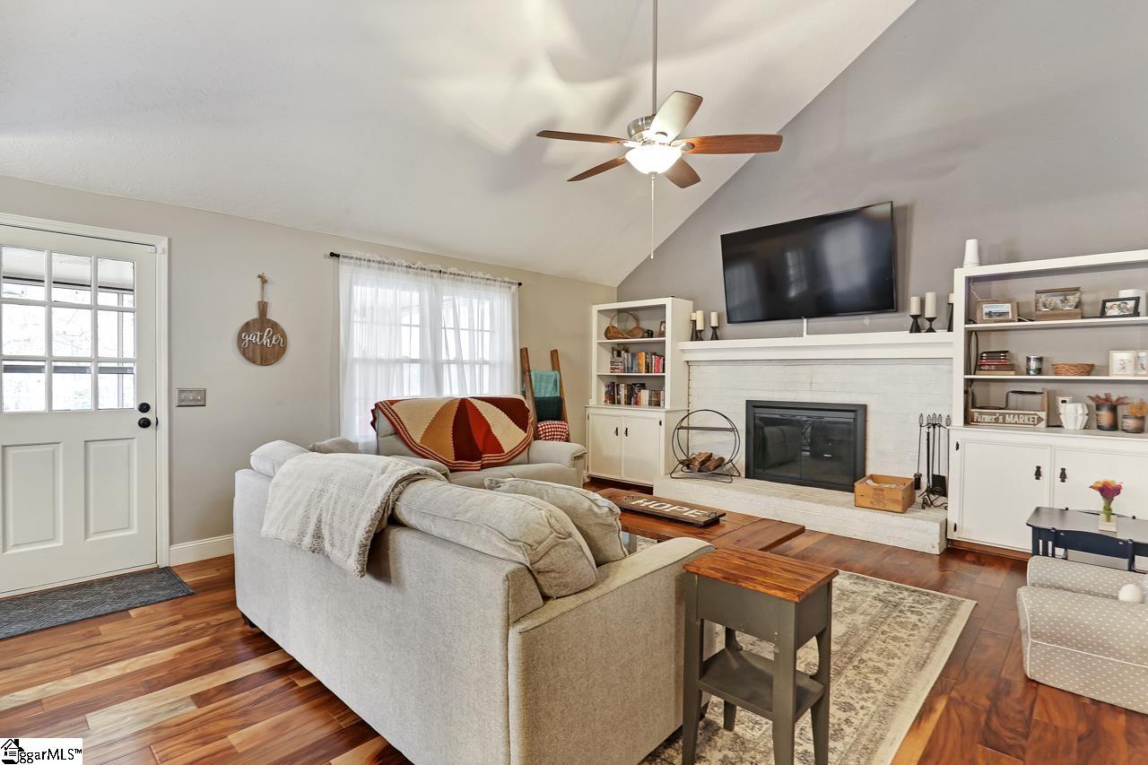 13 Doverdale Road Greenville, SC 29615 - Photo 15 of 35 Gallery Image 15
