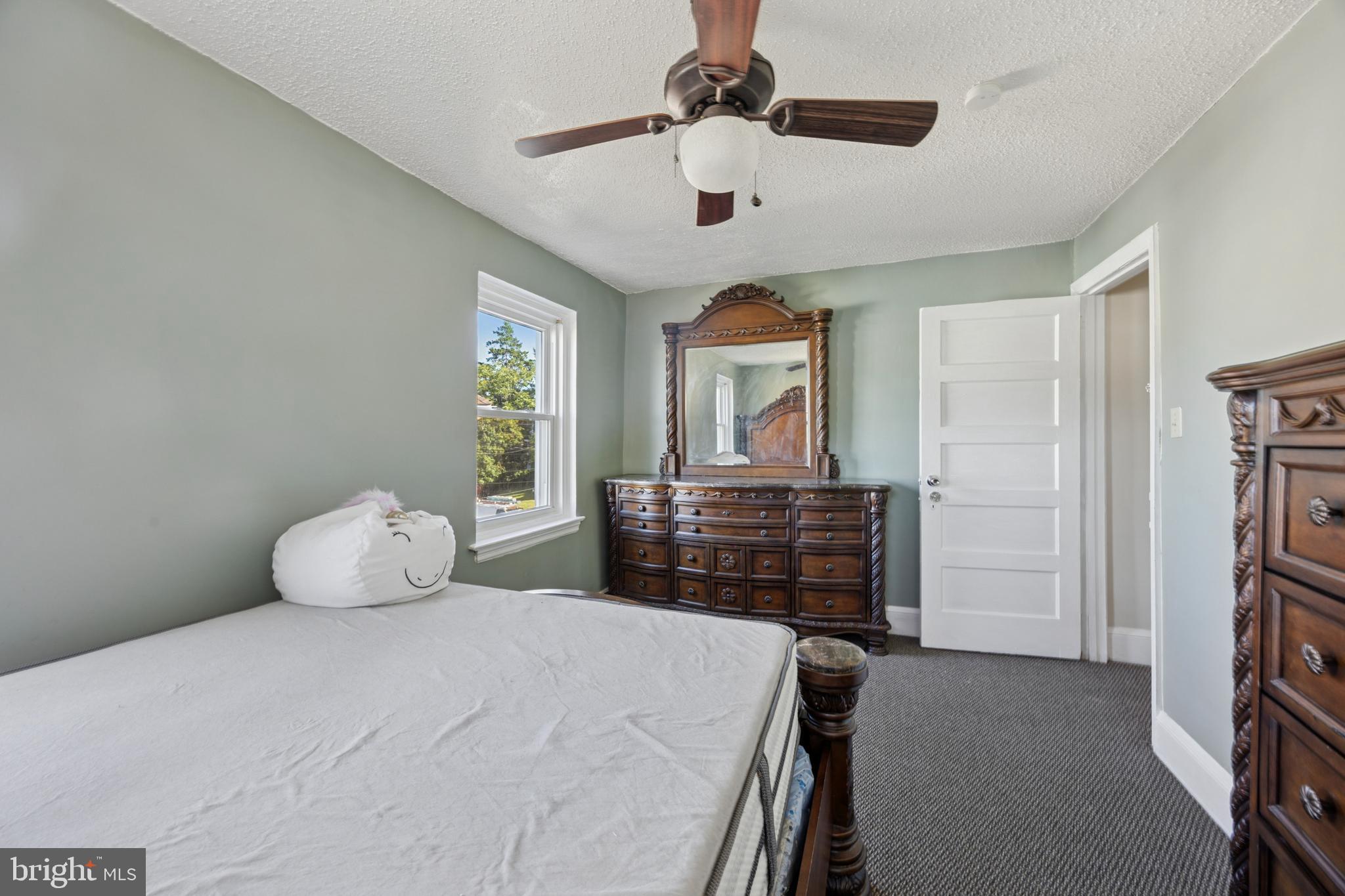 107 South Keystone Avenue Upper Darby, PA 19082 - Photo 10 of 16