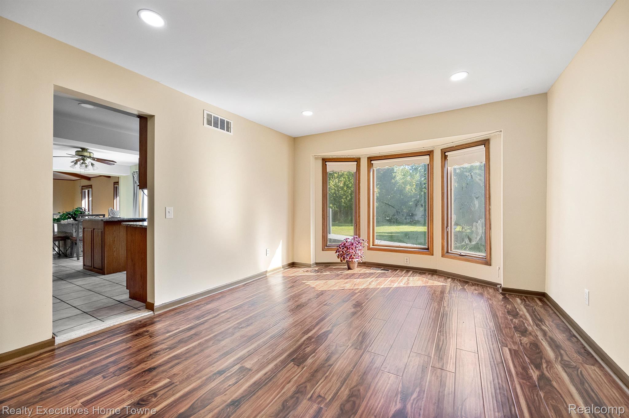 38798 Westchester Road Sterling Heights, MI 48310 - Photo 28 of 66 Gallery Image 28