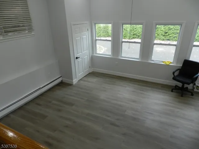 $499,000 | 6 Crestwood Road, Gillette, NJ 07933