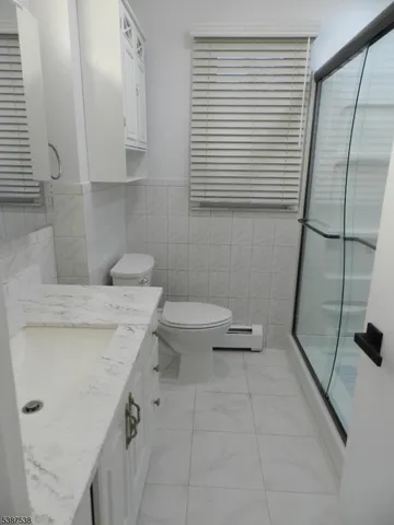 $499,000 | 6 Crestwood Road, Gillette, NJ 07933