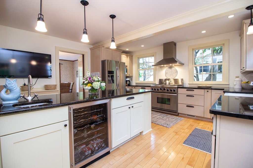 33 Harwich Road Longmeadow, MA 01106 - Photo 8 of 30 Gallery Image 8