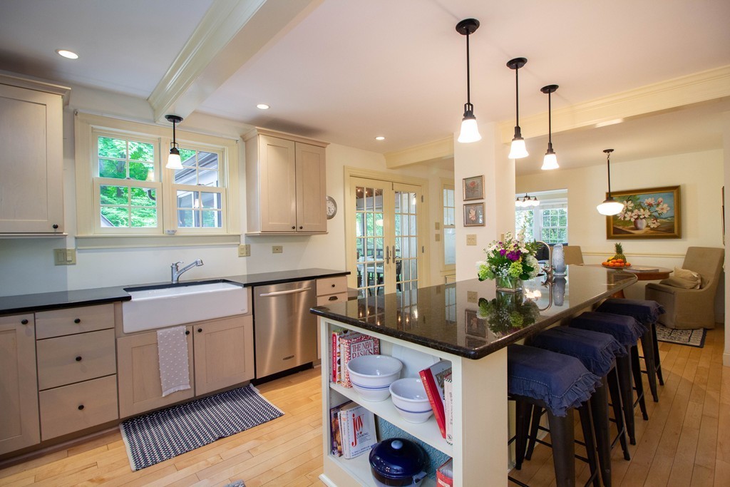 33 Harwich Road Longmeadow, MA 01106 - Photo 10 of 30 Gallery Image 10