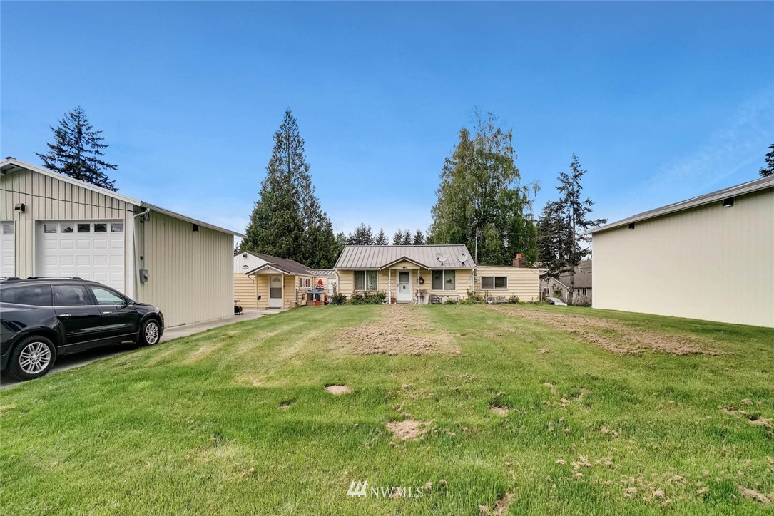 12420 Alexander Road Everett, WA 98204 - Photo 6 of 24 Gallery Image 6