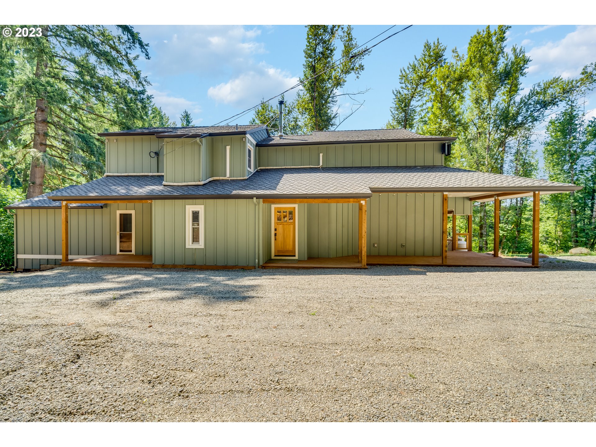 12840 South Carus Road Oregon City, OR 97045 - Photo 2 of 35 a view of outdoor space and yard