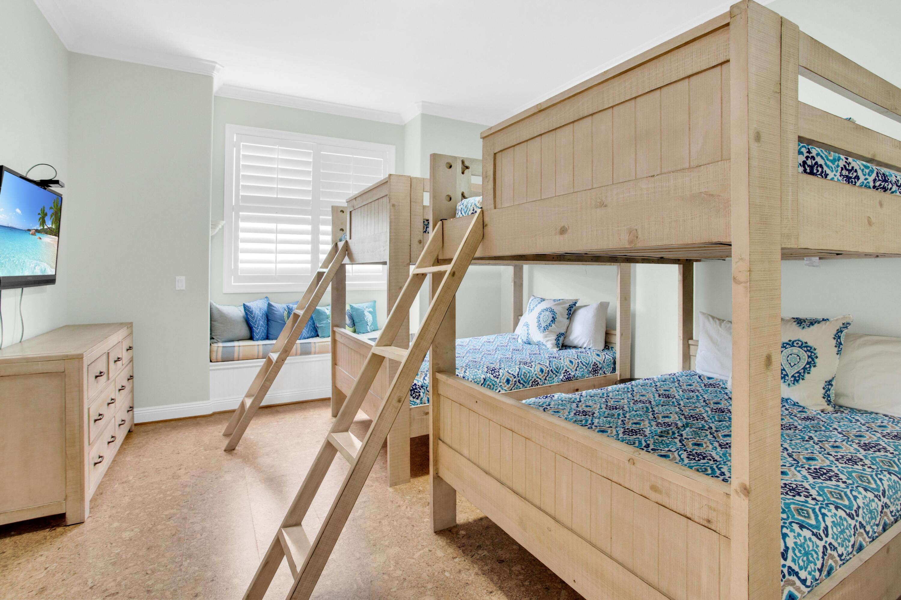 4646 Destiny Way Destin, FL 32541 - Photo 35 of 51 Second Floor Bunk Room