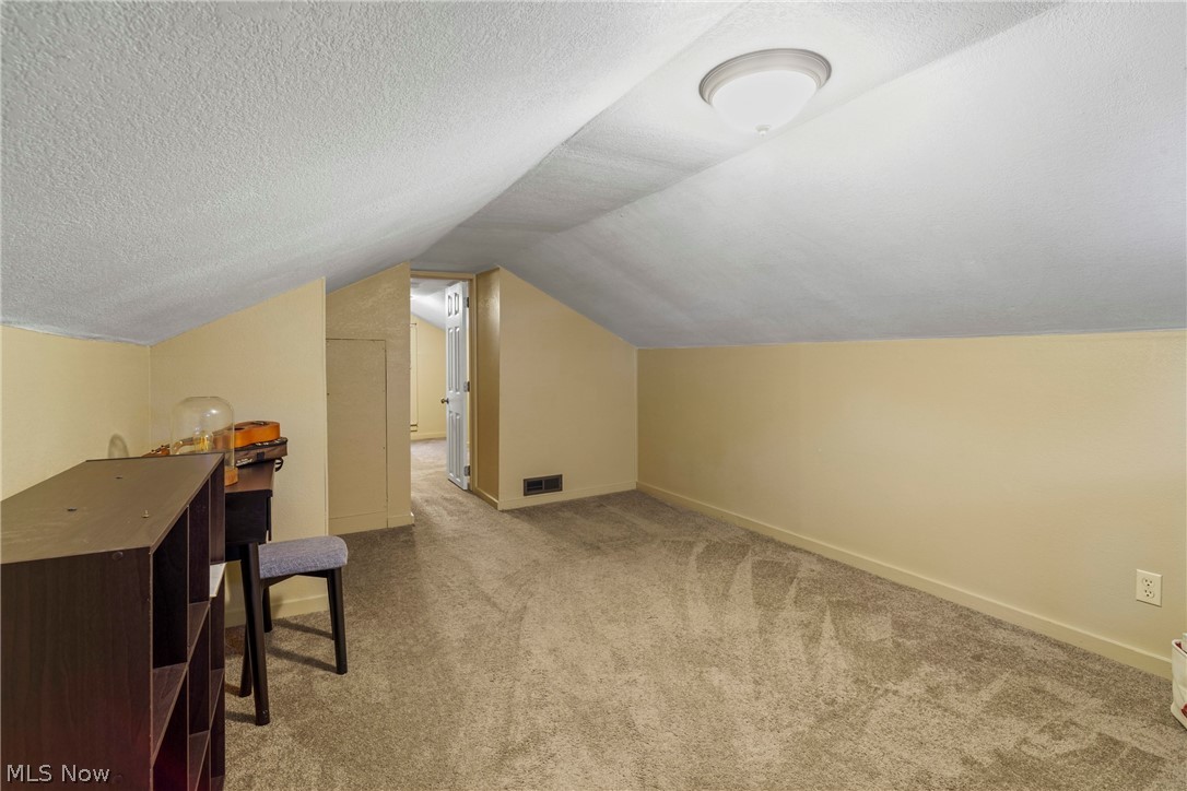 629 Clinton Street Niles, OH 44446 - Photo 25 of 50 Carpeted loft space