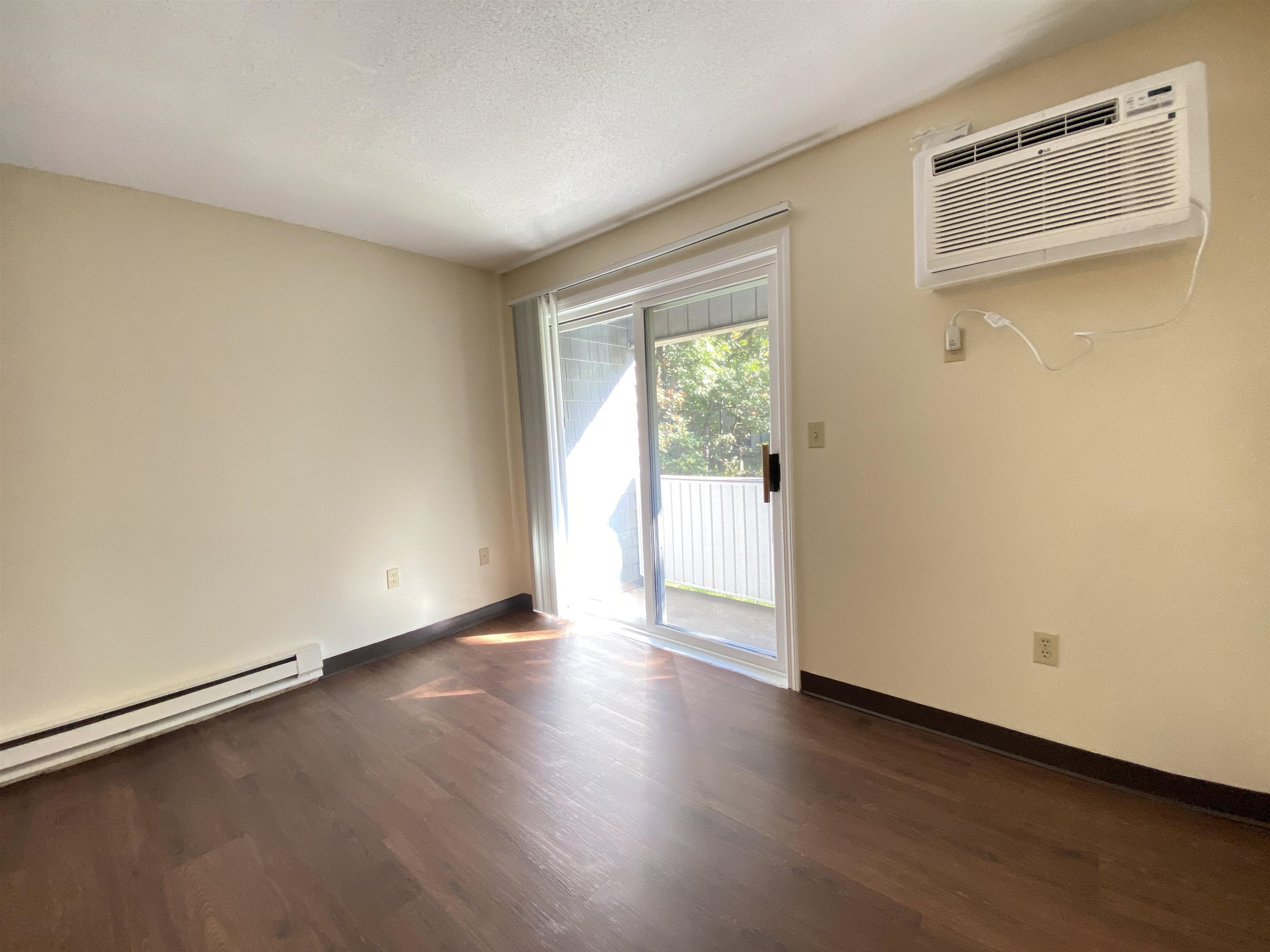 133 Eastern Avenue, Unit 101 Manchester, NH 03104 - Photo 11 of 40