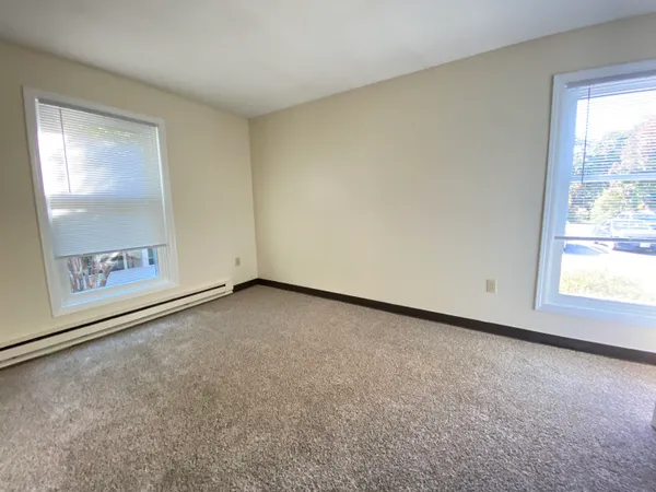 $1,871 | 133 Eastern Avenue, Unit 101, Manchester, NH 03104