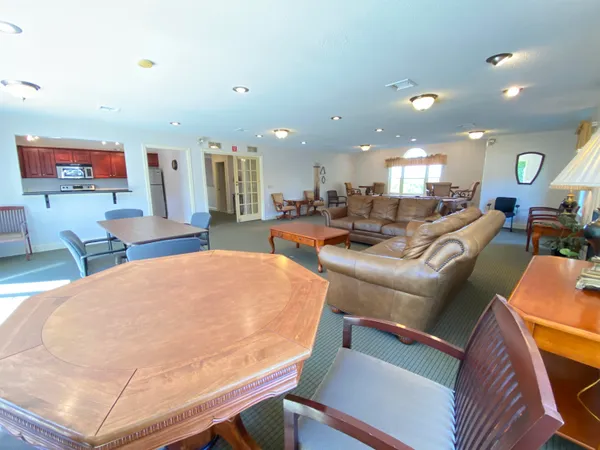 $1,871 | 133 Eastern Avenue, Unit 101, Manchester, NH 03104