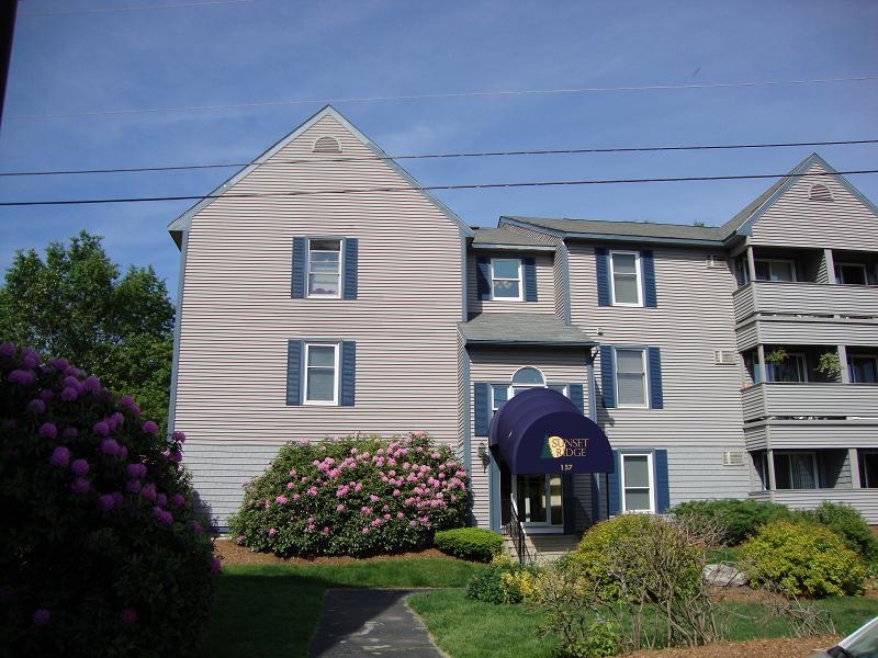 133 Eastern Avenue, Unit 101 Manchester, NH 03104 - Photo 5 of 40