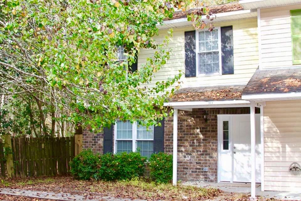 205 Weber Road, Unit H Summerville, SC 29483 - Photo 2 of 17 FullSizeRender_15