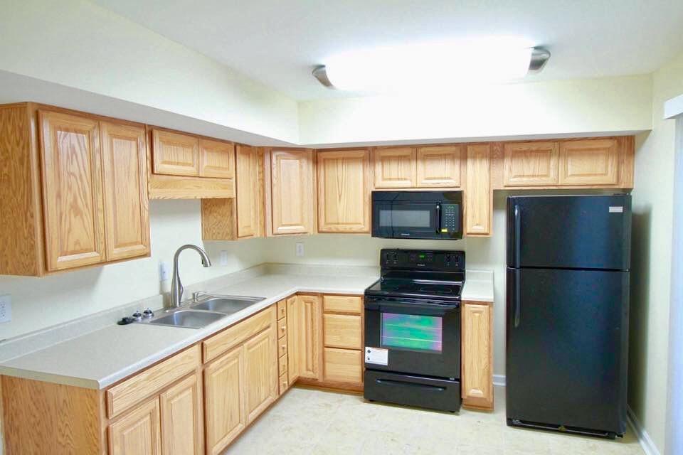 205 Weber Road, Unit H Summerville, SC 29483 - Photo 8 of 17 FullSizeRender_13