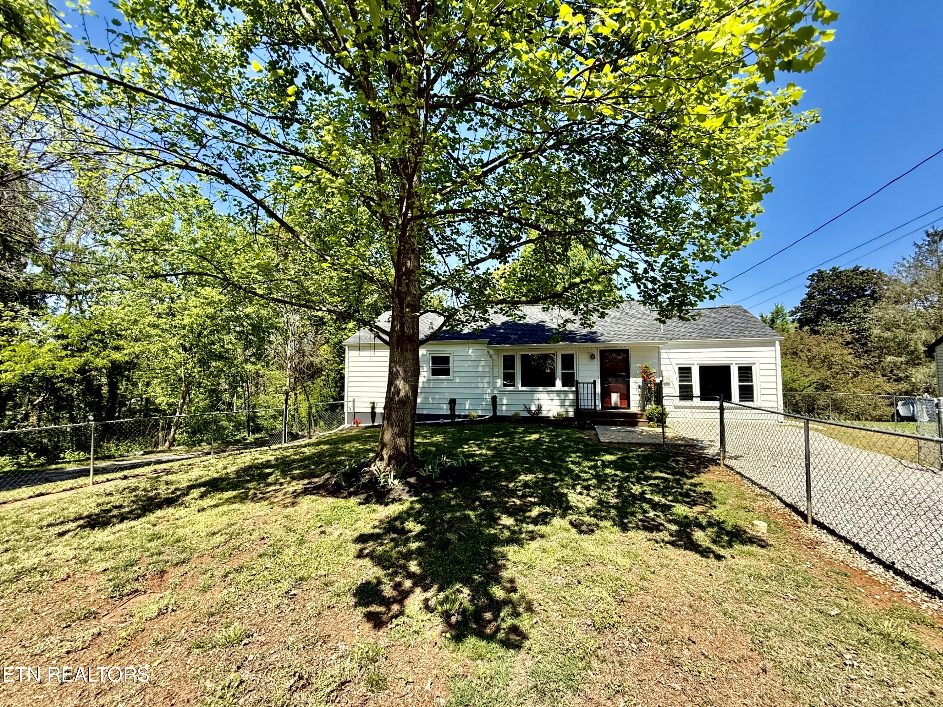 1110 Scott Road Kingston, TN 37763 - Photo 2 of 35 FullSizeRender (44)