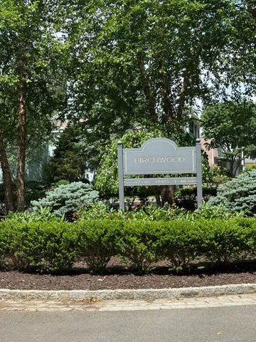 $470,000 | 13 Hills Lane, Unit 13, Norwalk, CT 06851