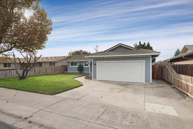 $599,000 | 1207 South Crescent Avenue, Lodi, CA 95240