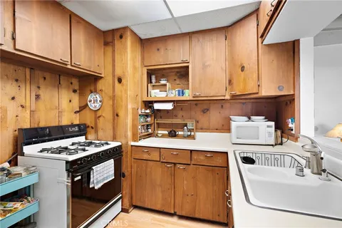 $1,699,000 | 685 Center Street, Costa Mesa, CA 92627