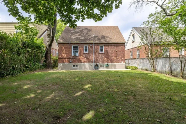 $749,000 | 22324 Murdock Avenue | Queens Village