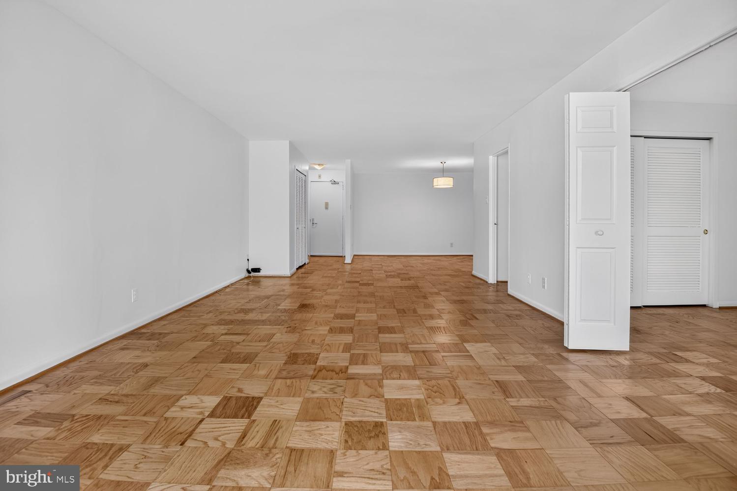 5101 River Road, Unit 703 Bethesda, MD 20816 - Photo 5 of 15 Gallery Image 5