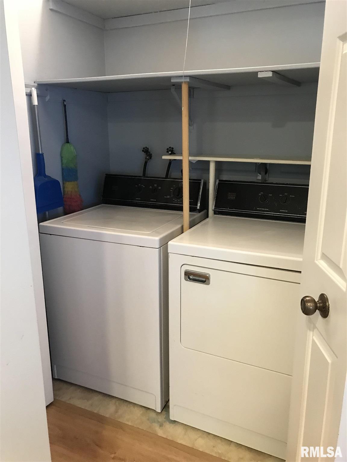 215 Arlington Drive Macomb, IL 61455 - Photo 7 of 10