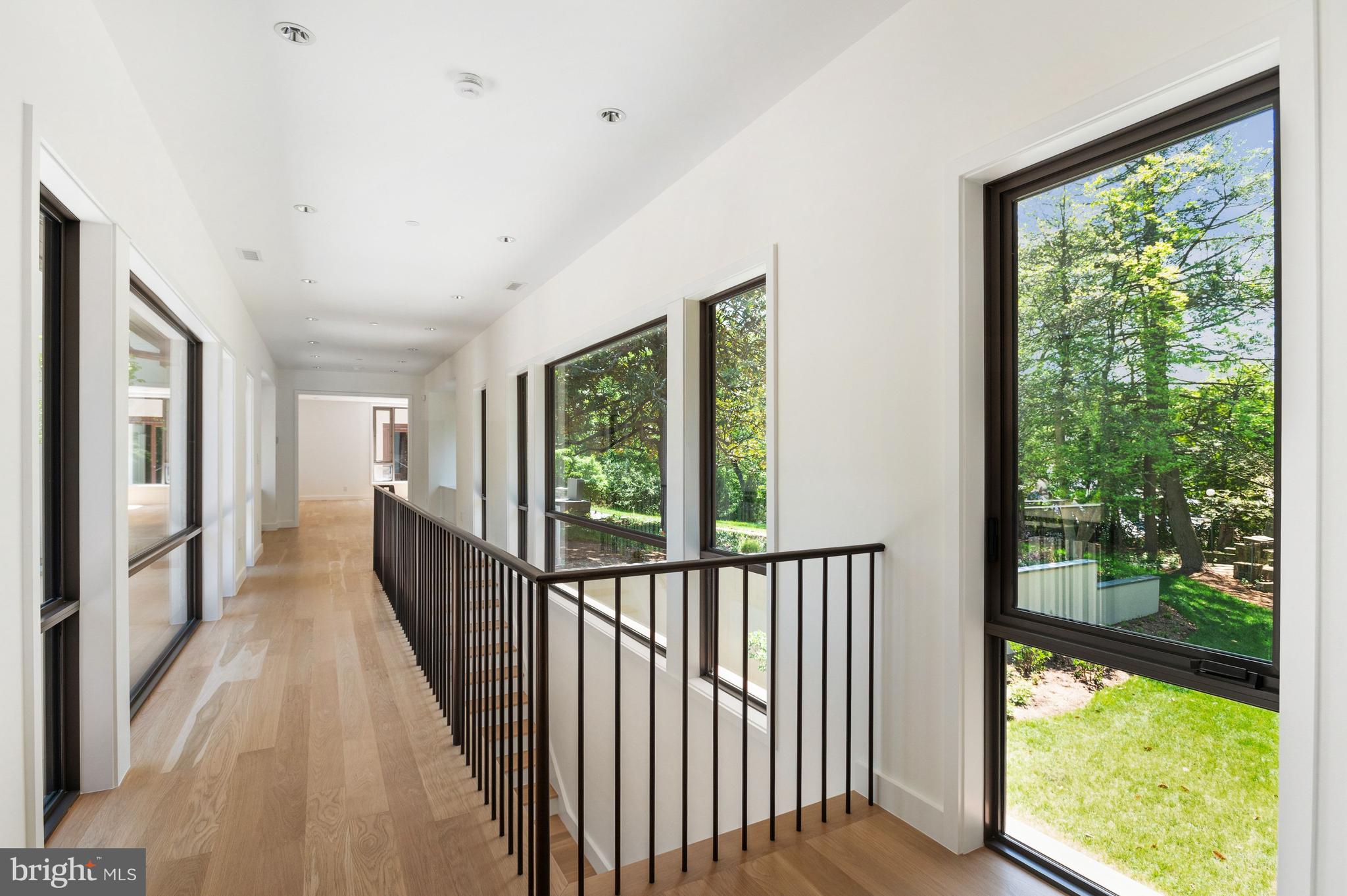 2920 Albemarle Street Northwest Washington, DC 20008 - Photo 28 of 49