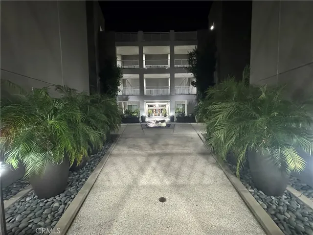 $5,495 | 21 Gramercy, Unit 218, Irvine, CA 92612