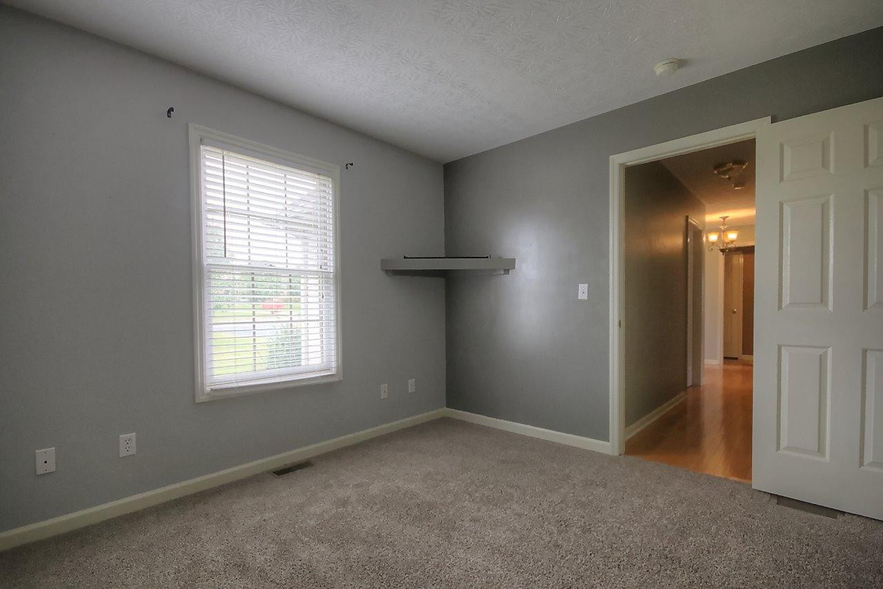 352 Ridgeview Drive Berea, KY 40403 - Photo 22 of 37 Photo 22