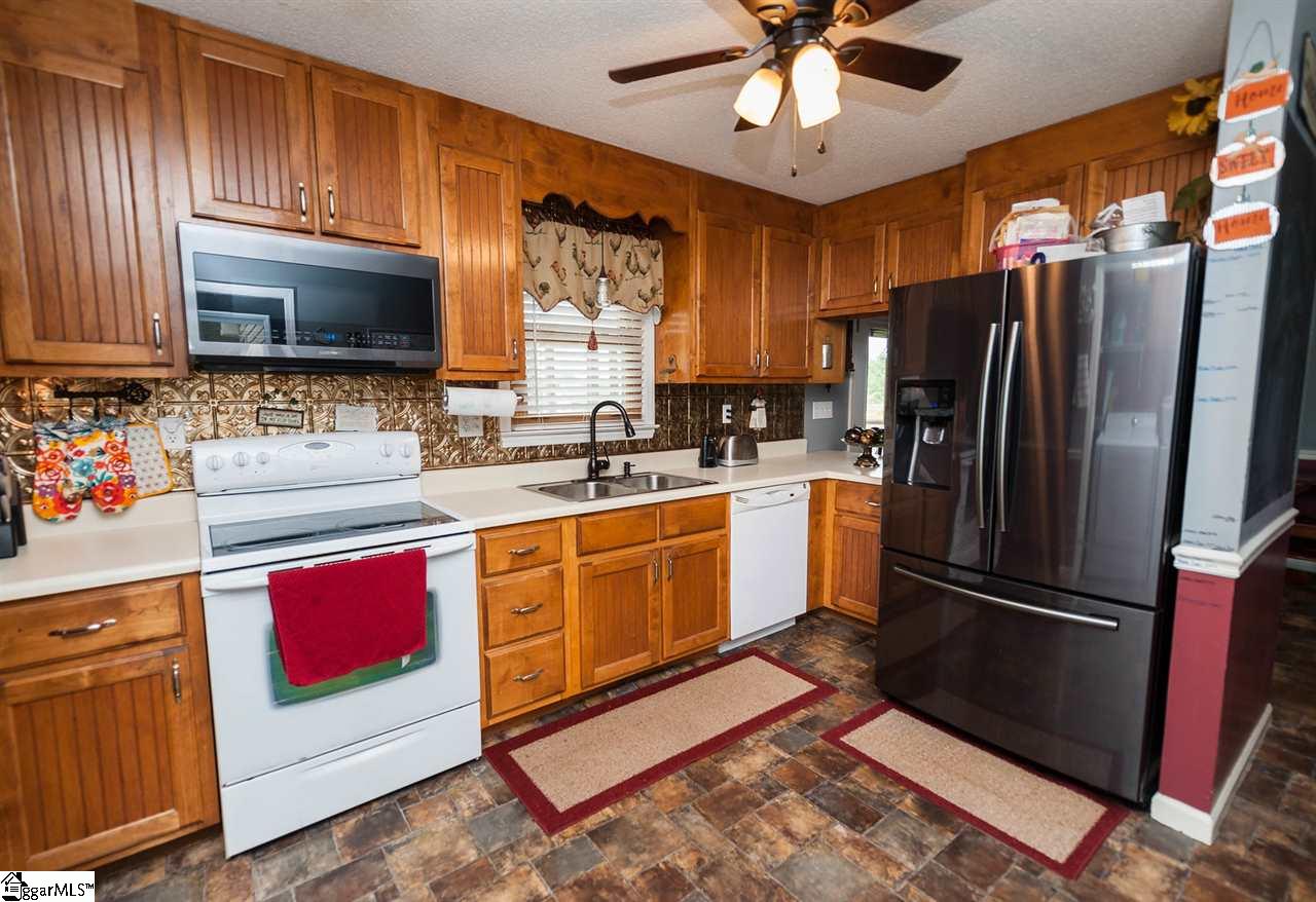 135 Ridgeville Church Road Inman, SC 29349 - Photo 7 of 30