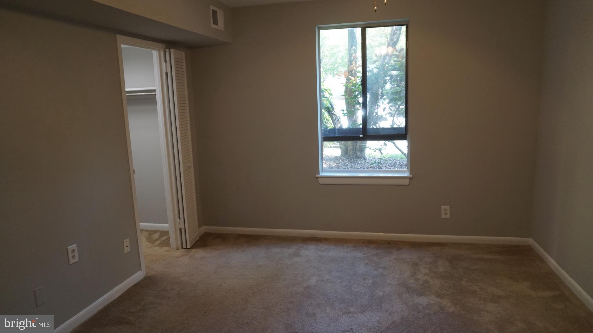 2214 Castle Rock Square, Unit 2B Reston, VA 20191 - Photo 17 of 26 Master BDR With Walk-in Closet