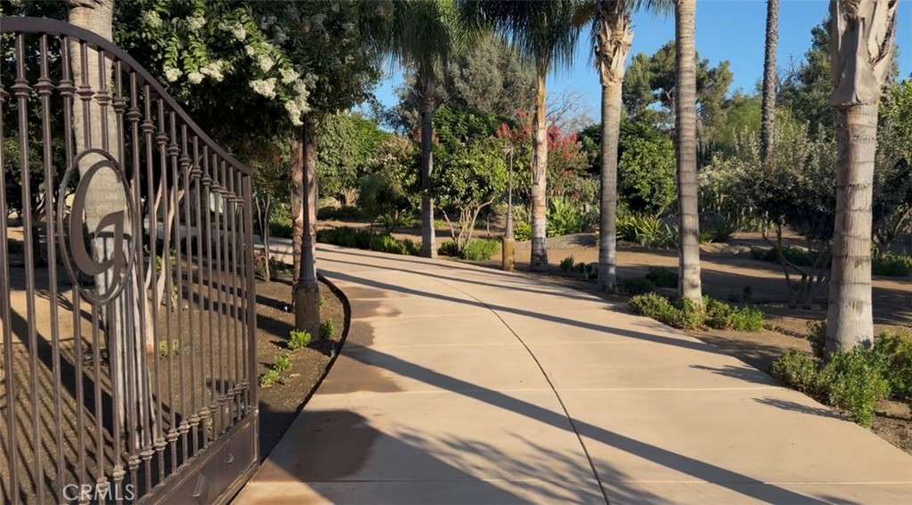 24720 Quail Run Road Homeland, CA 92548 - Photo 13 of 30