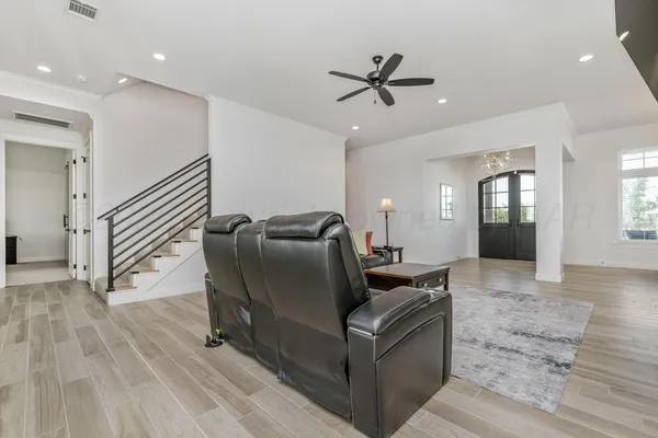 $649,990 | 5601 Hollow Landing Avenue, Amarillo, TX 79118