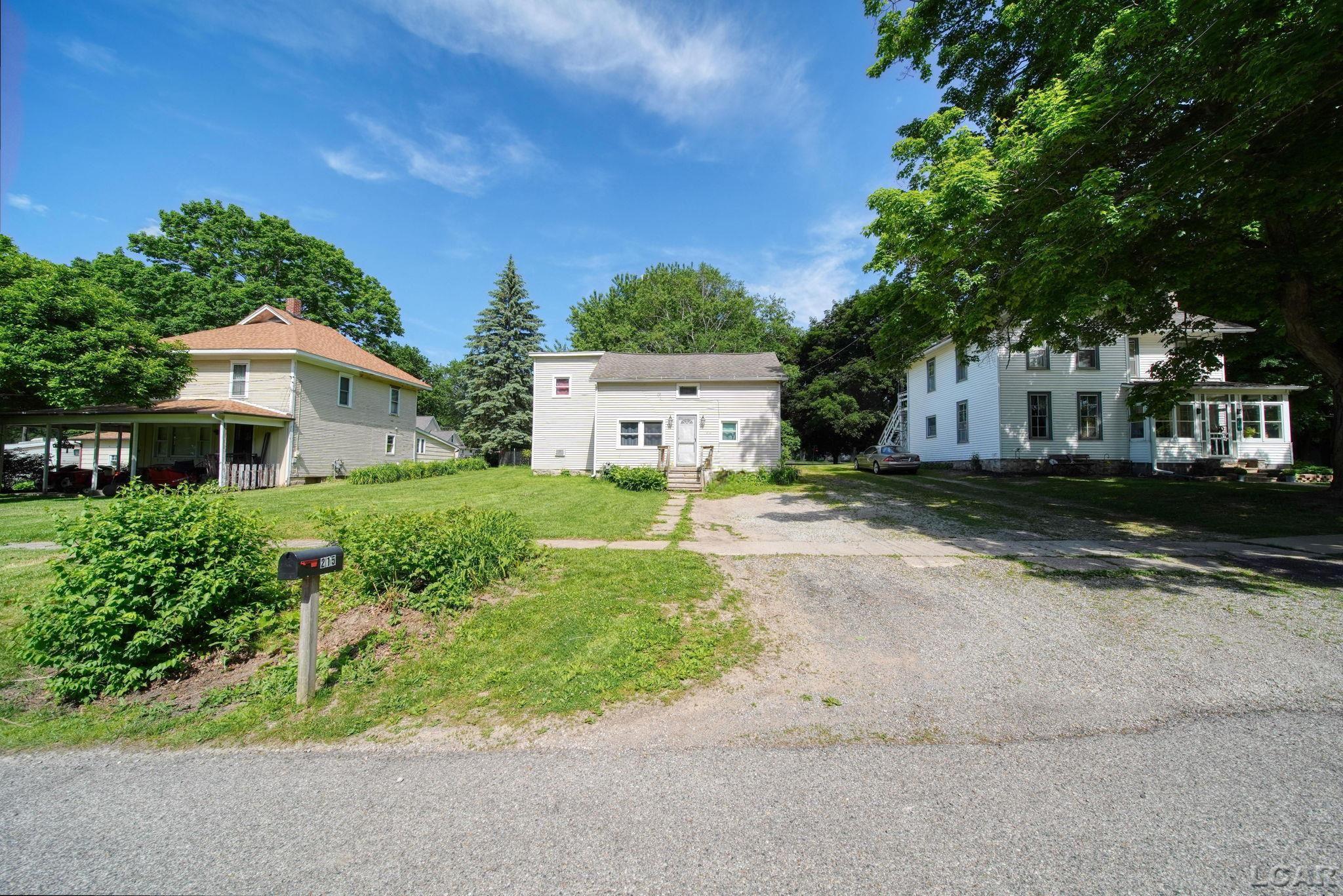 215 South Jackson Street Addison, MI 49220 - Photo 1 of 25