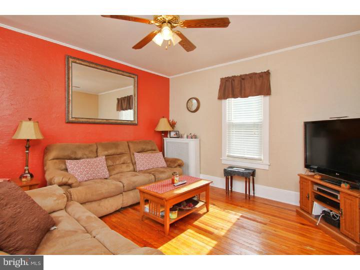 11 Eric Road Mullica Hill, NJ 08062 - Photo 3 of 14 Living Room