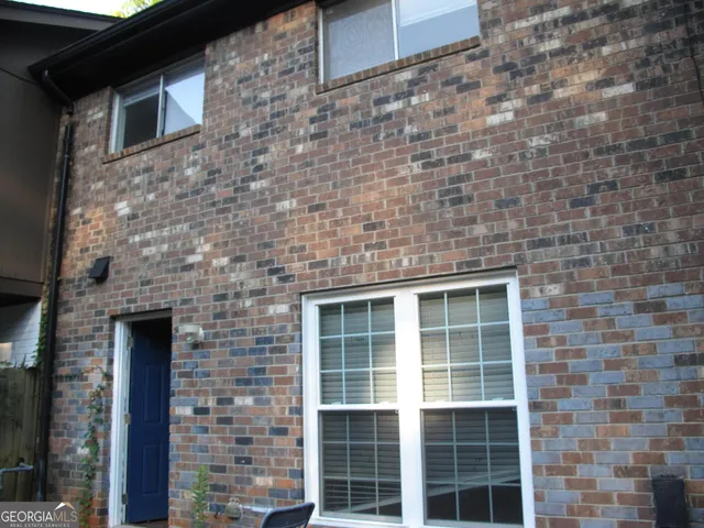 a view of a outdoor space